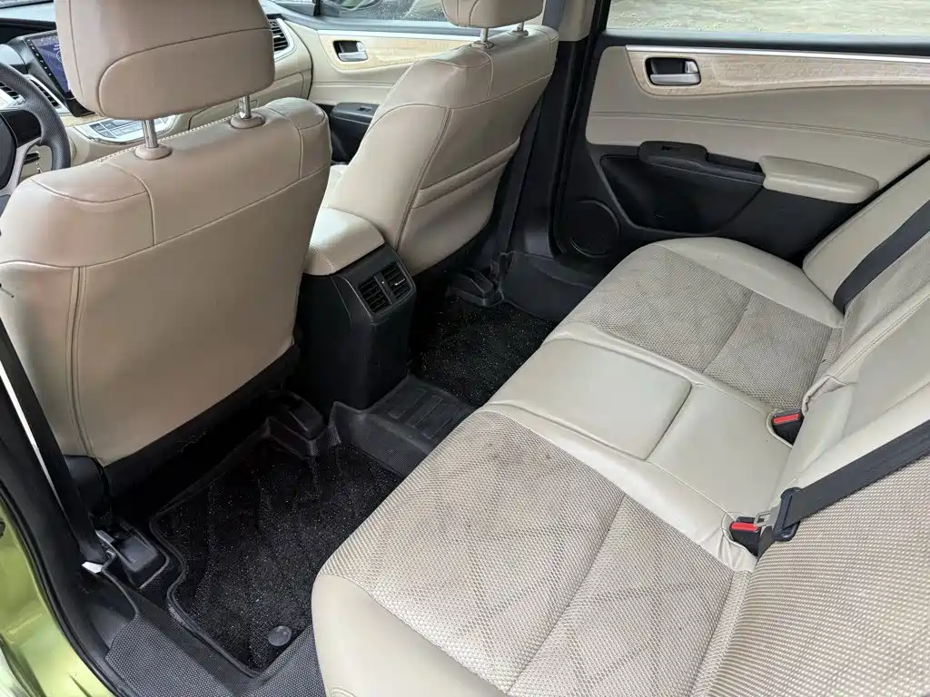 Honda Jade 2014 2013 1.8L Automatic Comfort Edition 5-seater