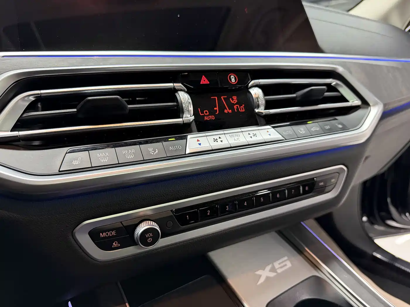 BMW X5 2022 xDrive 30Li Premium M Sport Package фото 15
