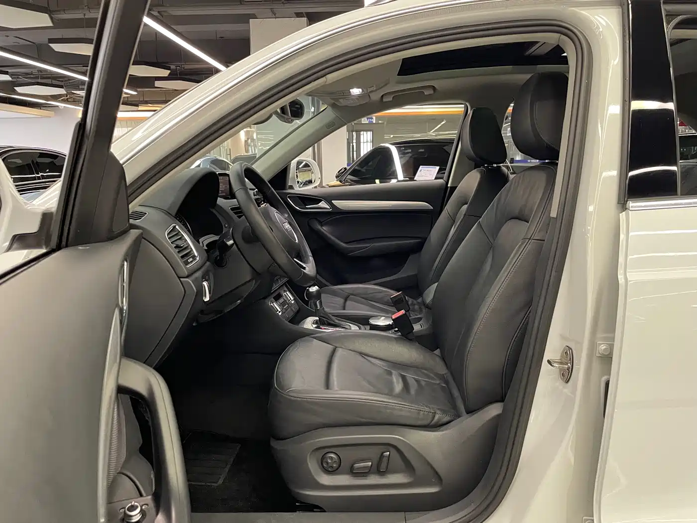 Audi Q3 2013 35 TFSI Comfort фото 7