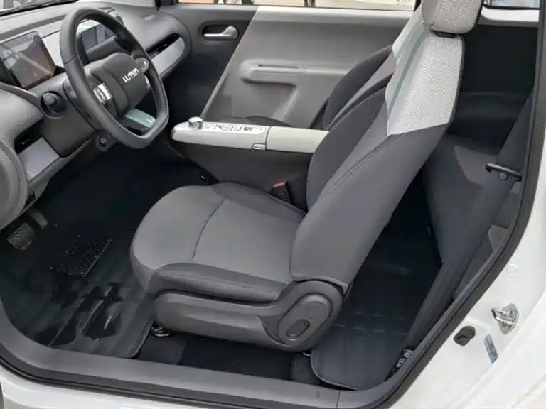 CHANGAN CHANGAN LUMIN