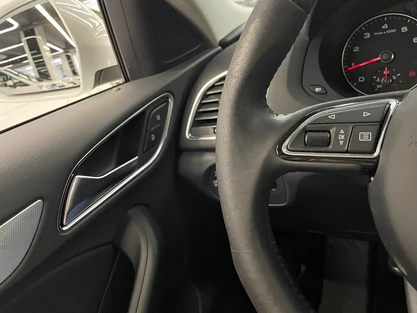 Audi Q3 2013 35 TFSI Comfort фото 30