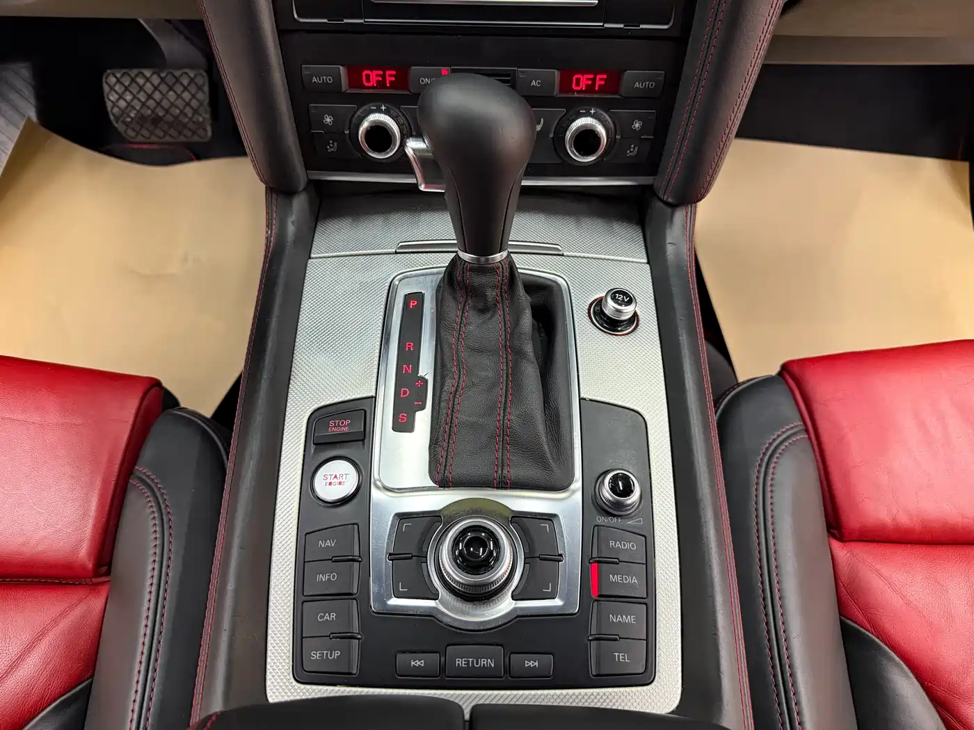 Audi Q7 2011 3.0 TFSI Exclusive (200kW) фото 17