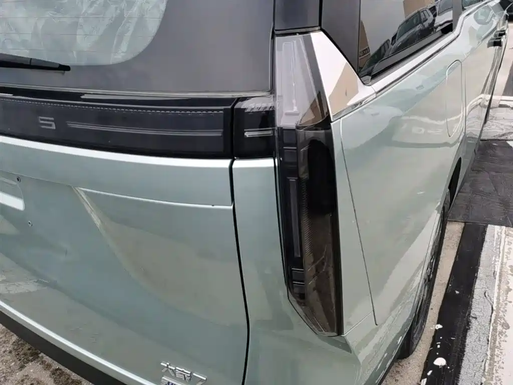 SAIC Maxus Dajia 7 2024 Facelift Super Hybrid Long Range Enjoyment Edition фото 8