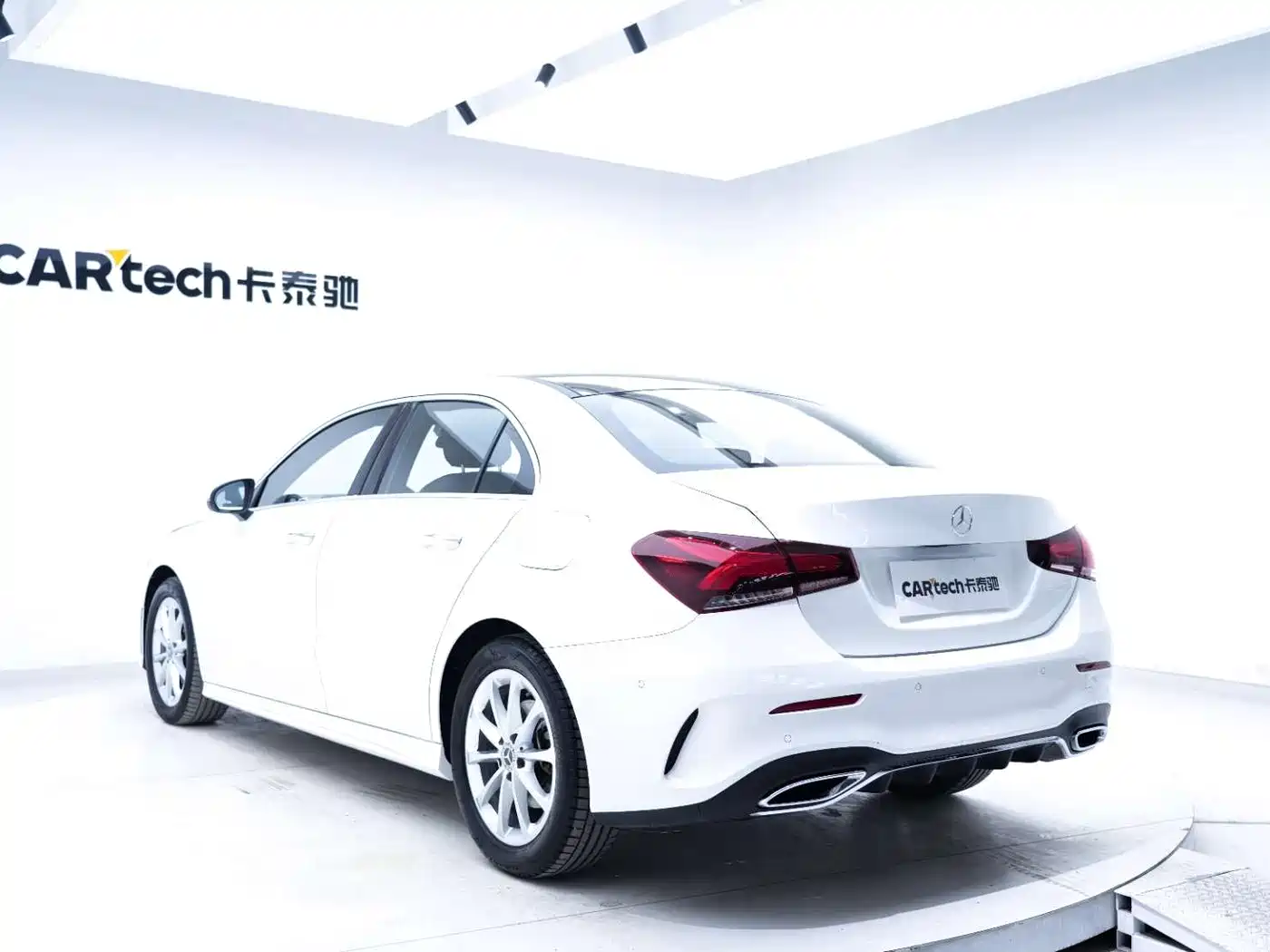 Mercedes-Benz A-Class 2022 Facelift A 200 L Sport Sedan Dynamic фото 17