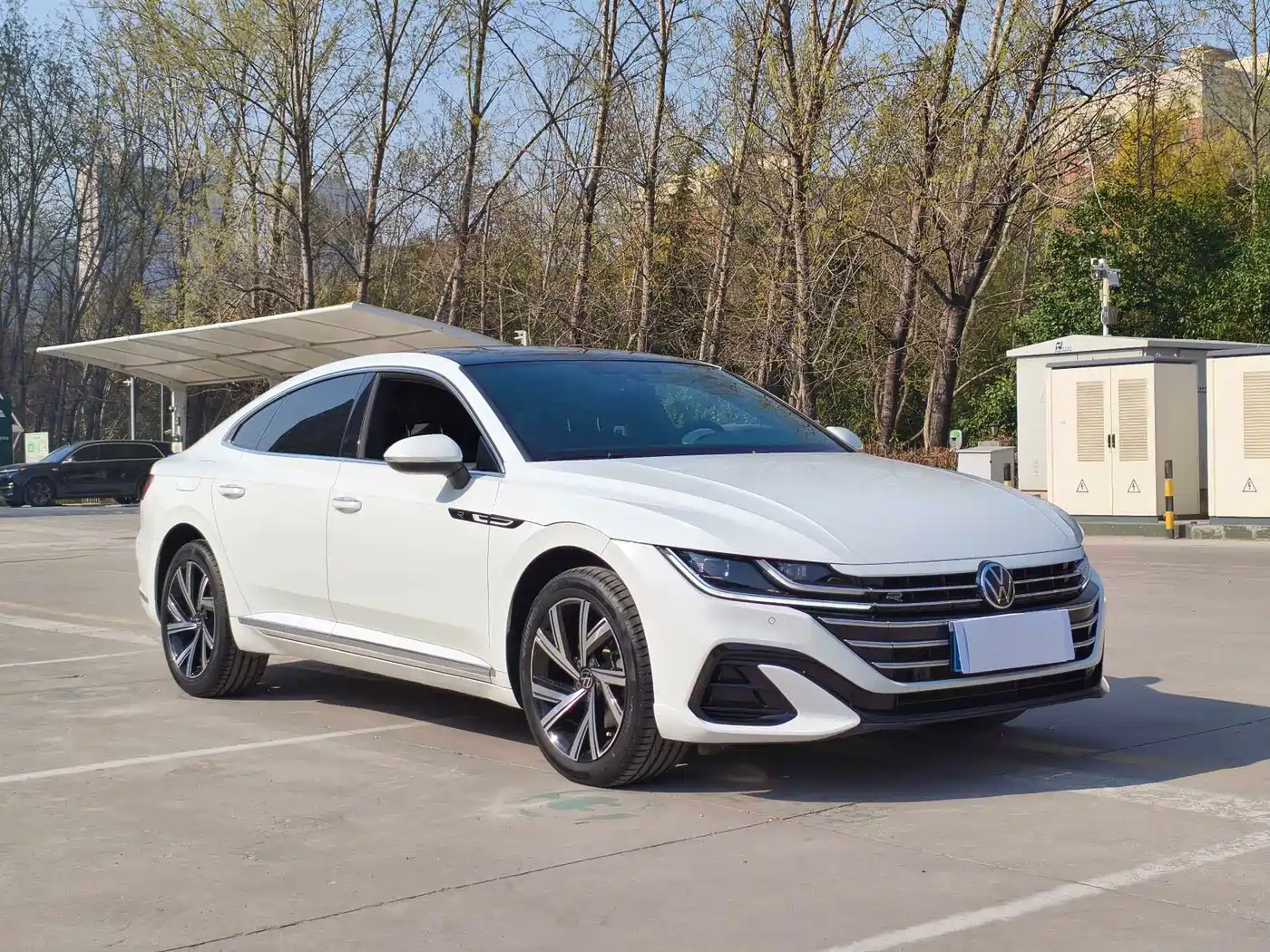 Volkswagen FAW-Volkswagen CC 2024 330TSI Dazzling Edition фото 2