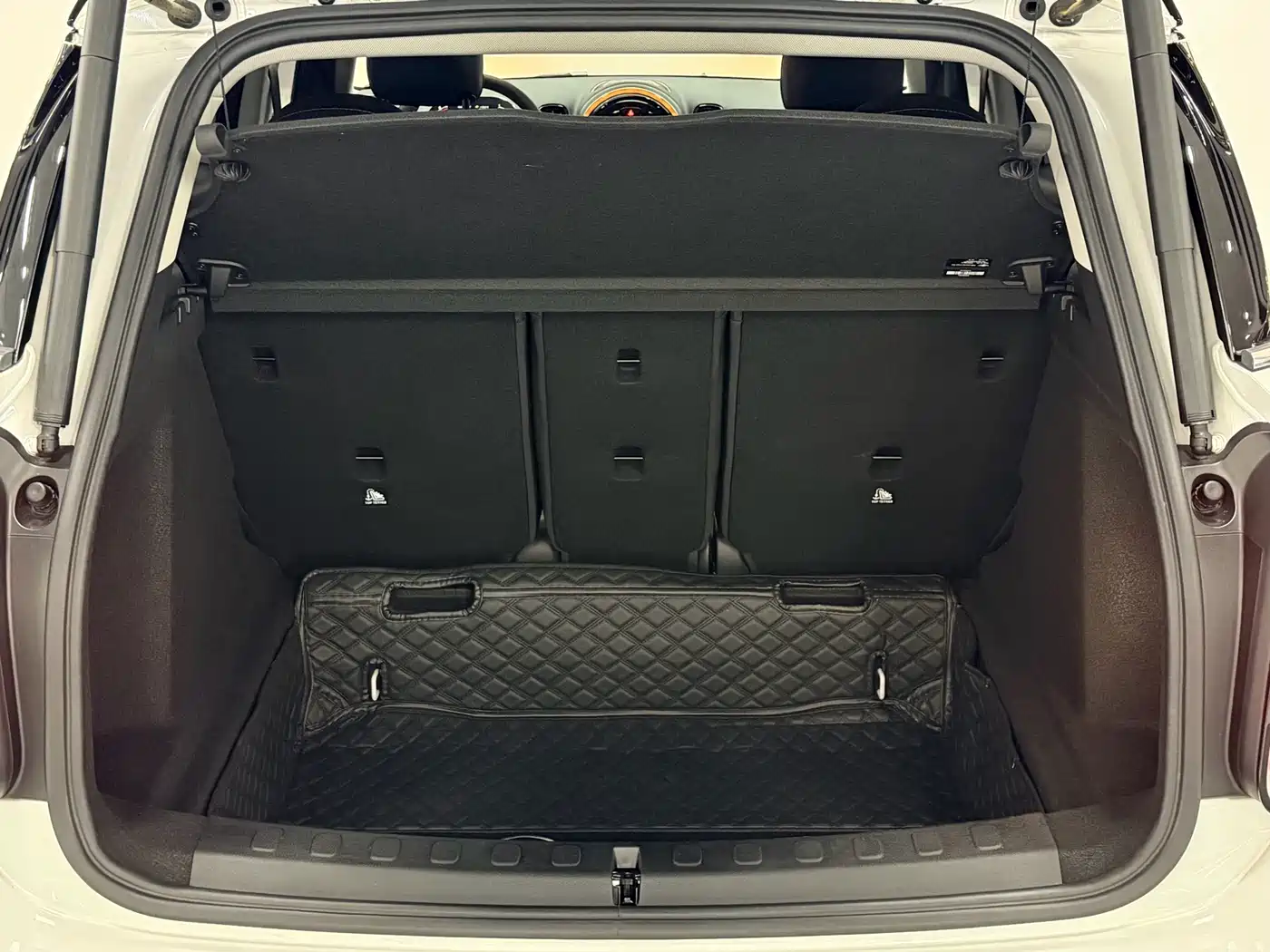 MINI COUNTRYMAN 2024 2023 Facelift 1.5T COOPER Connoisseur
