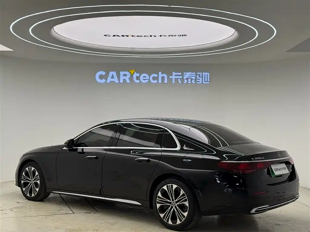 Mercedes-Benz E-Class New Energy 2024 E 350 e L Plug-in Hybrid Sedan фото 4