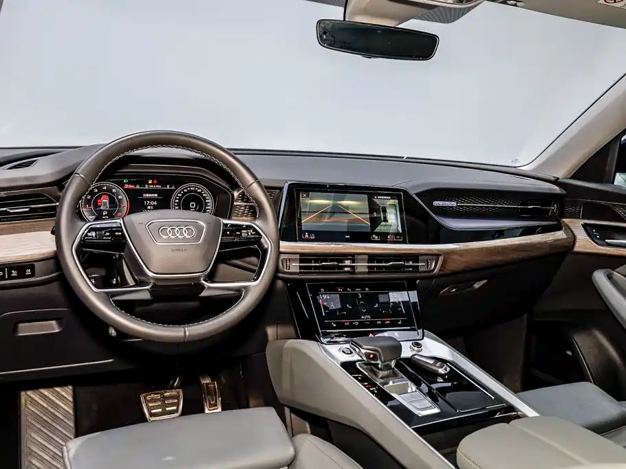 Photo 23 - Audi Q6