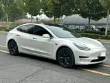Фото 3 - Tesla Model 3