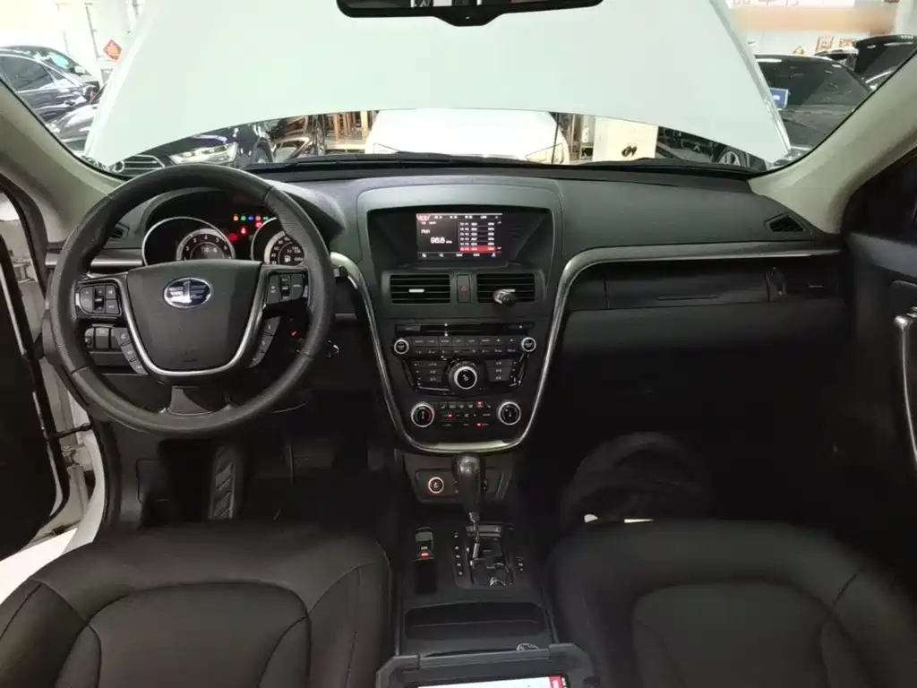 Besturn X80 2016 2016 2.0L Automatic Luxury