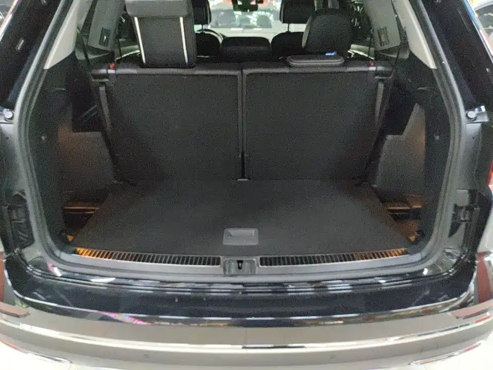 Фото 9 - Volkswagen Teramont