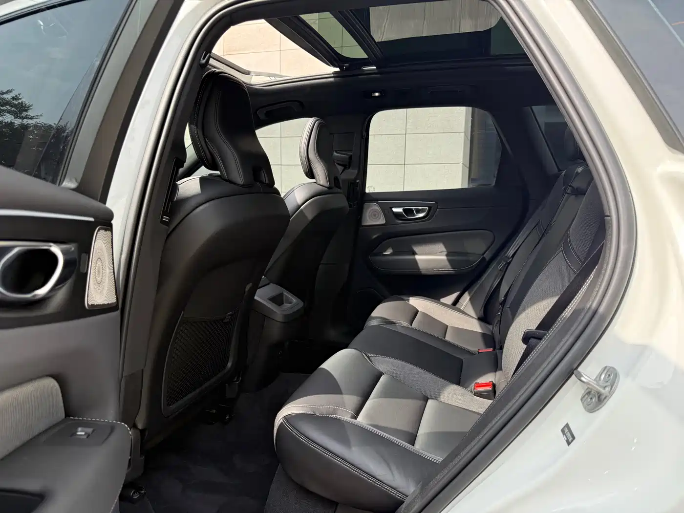 Photo 11 - Volvo XC60