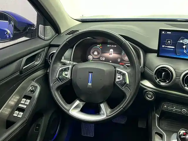 Фото 8 - WEY VV6