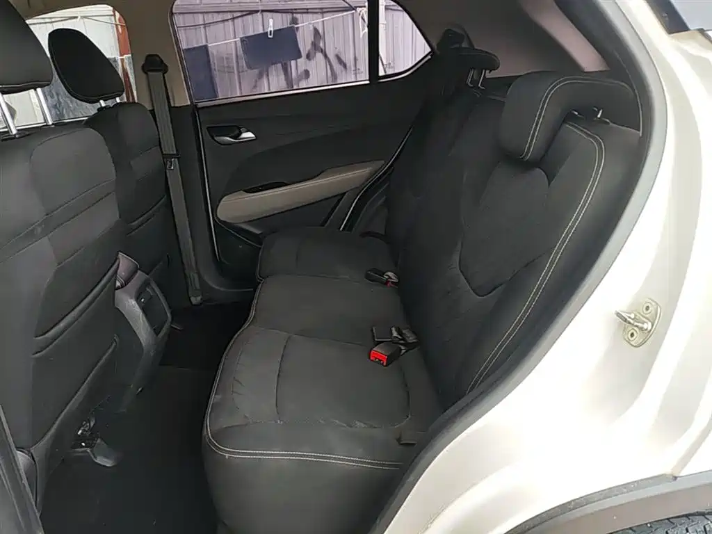 Baojun 510 2019 2019 1.5L CVT Joy Edition China VI