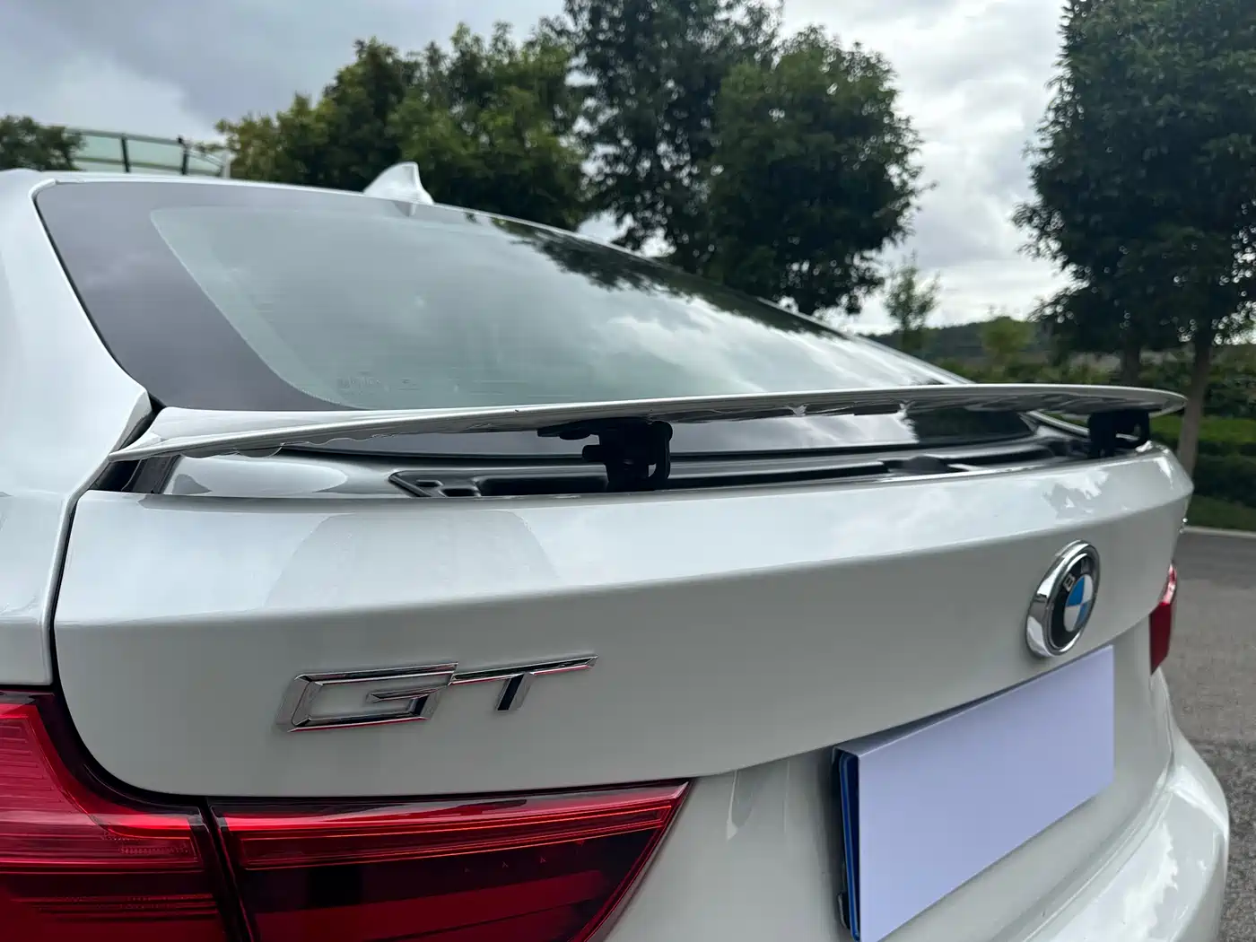 BMW 3 Series GT 2018 320i Fashion фото 21