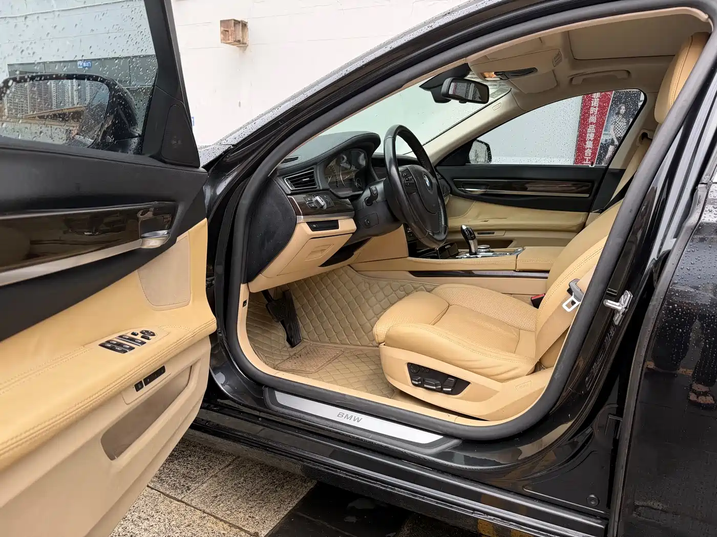 BMW 7 Series 2011 740Li Steinway Limited Edition фото 9
