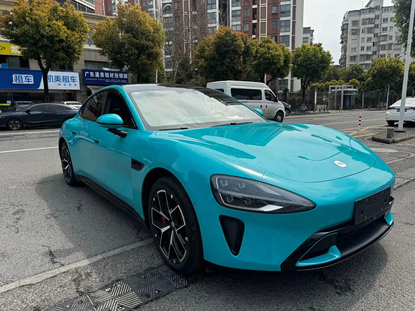 XIAOMI CAR XIAOMI SU7