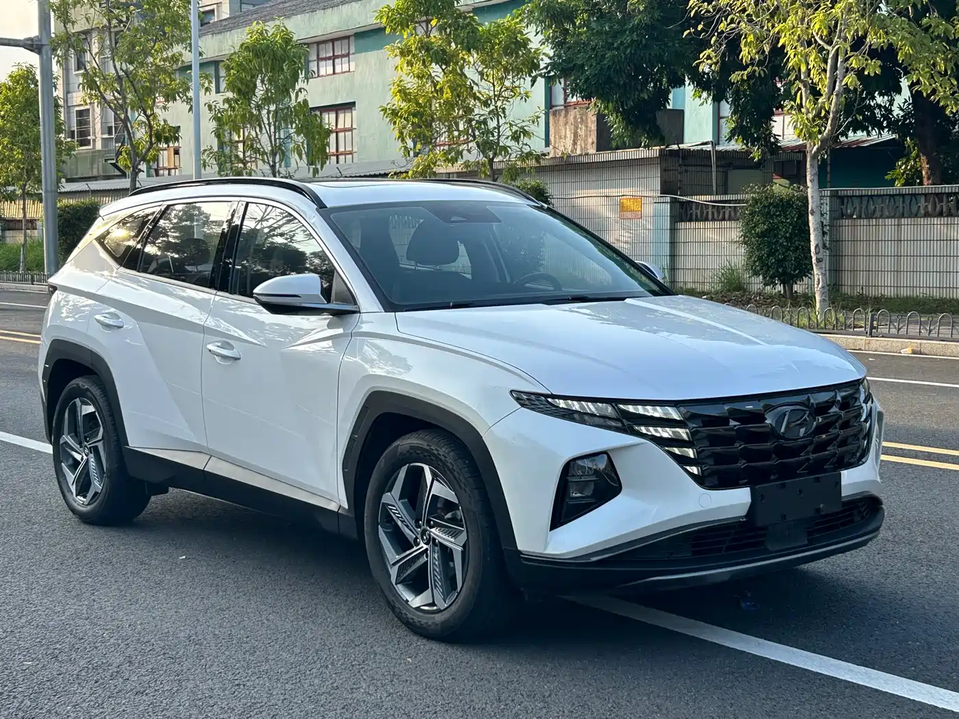 Hyundai Tucson 2021 Tucson L 1.5T DCT LUX Premium фото 3