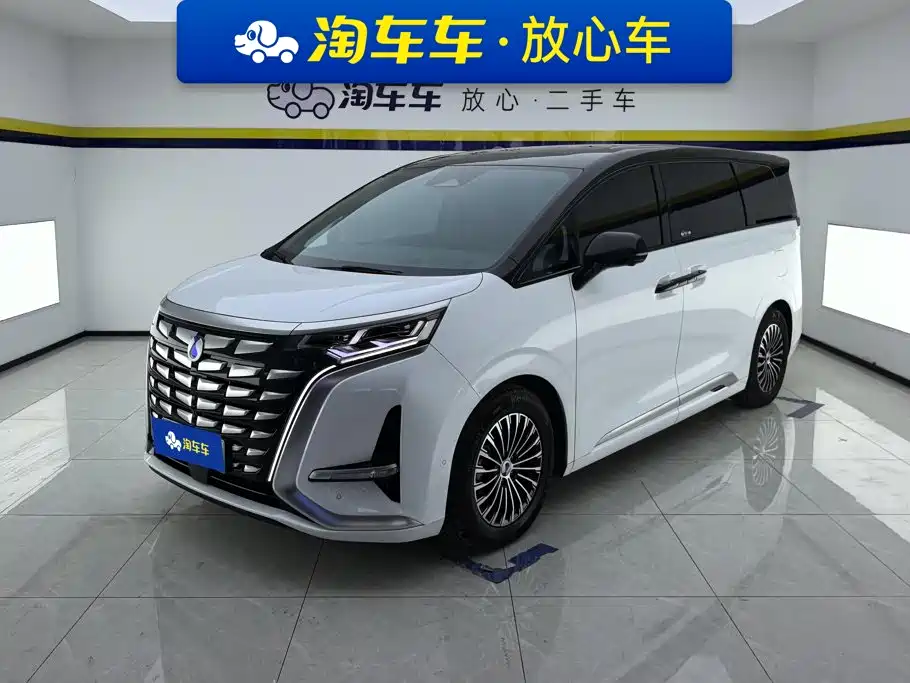 Denza D9 2023 2022 DM-i 970 AWD Flagship