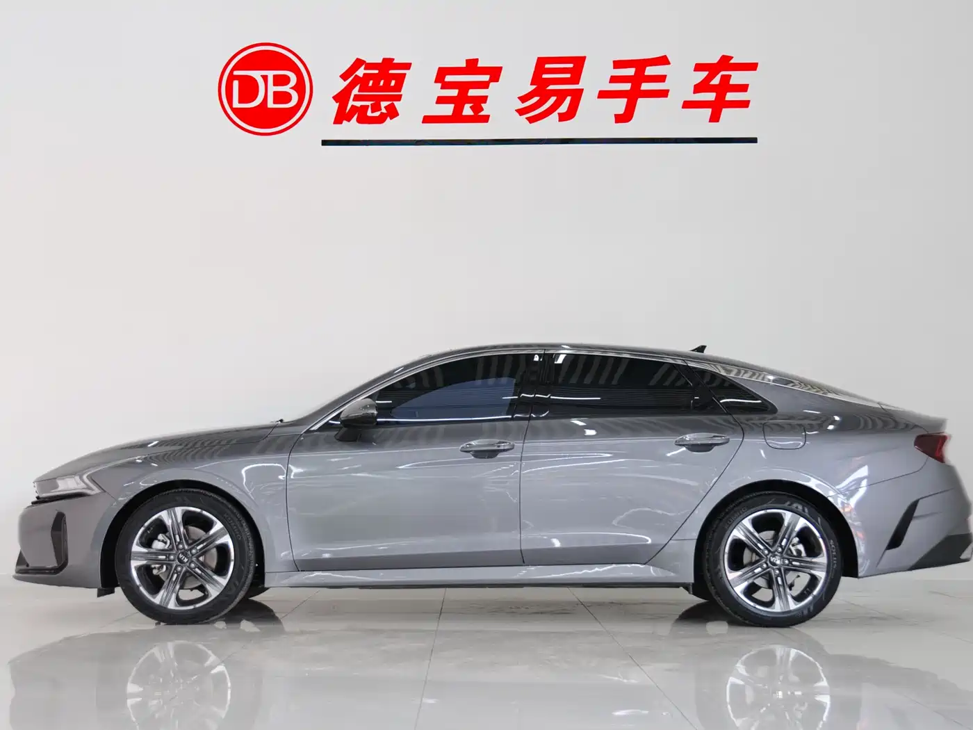 Kia K5 2020 270T CVVD Luxury Tech Version фото 3