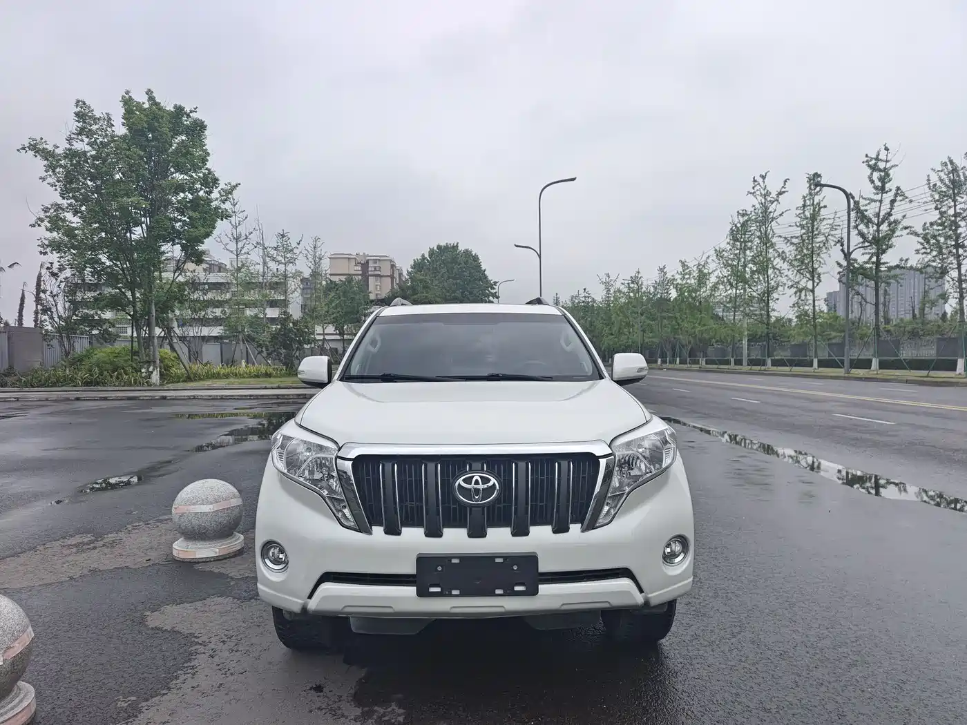 Toyota Prado 2016 2.7L Auto Standard Edition фото 3