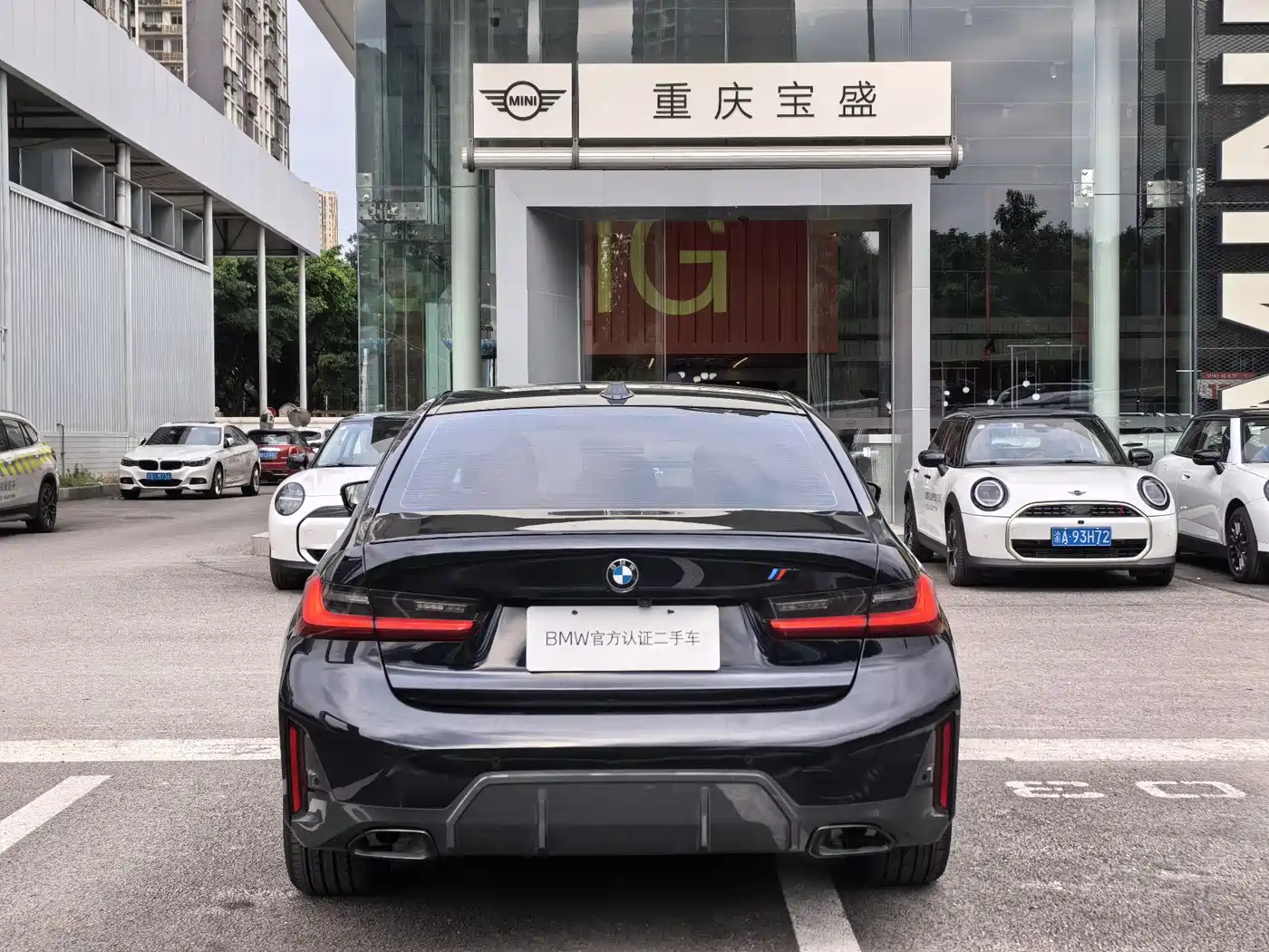 BMW 3-SERIES