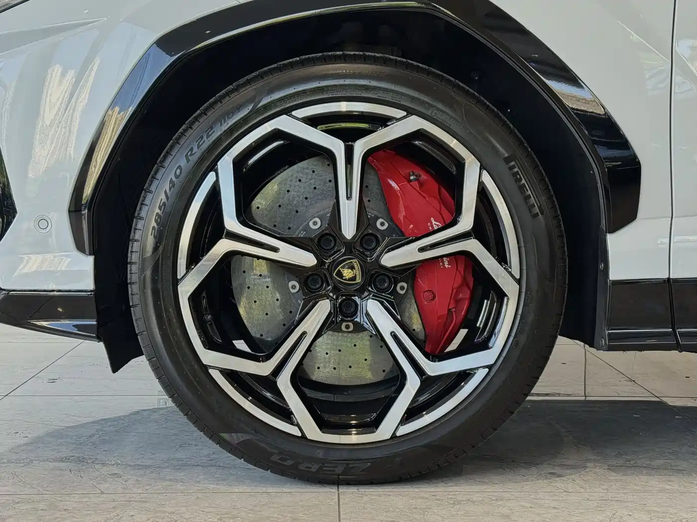 Lamborghini Urus 2018 4.0T V8 фото 5