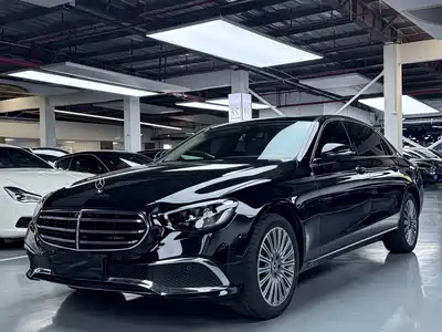 Mercedes-Benz E