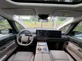Фото 7 - Li Auto MEGA