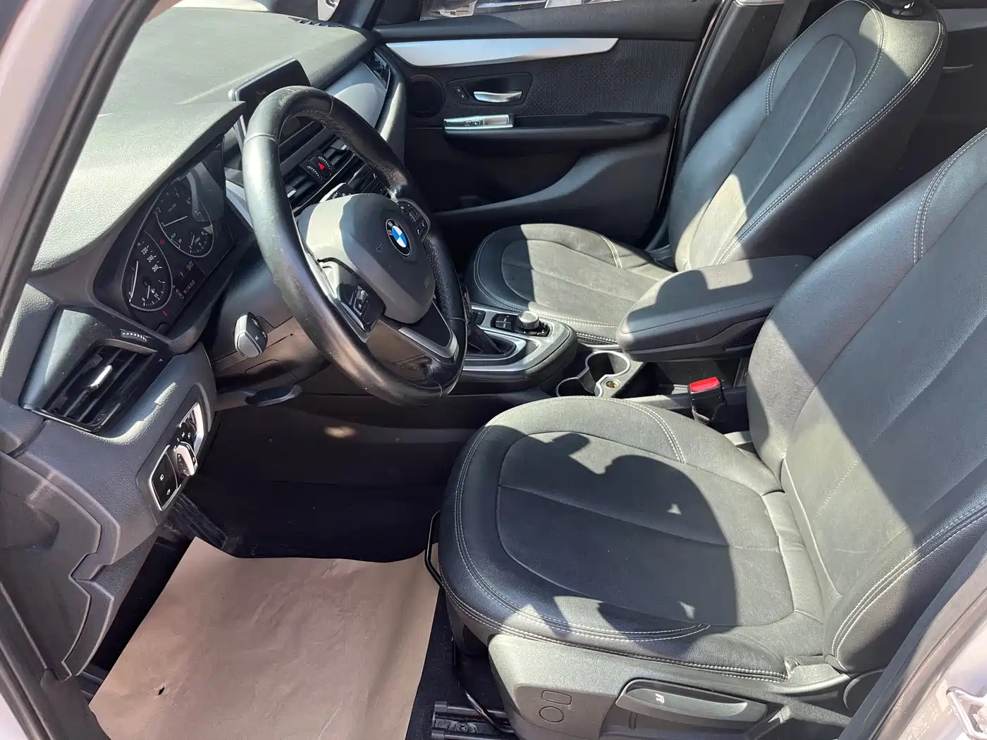 BMW 2 Series Touring 2016 218i Fashion Model фото 4