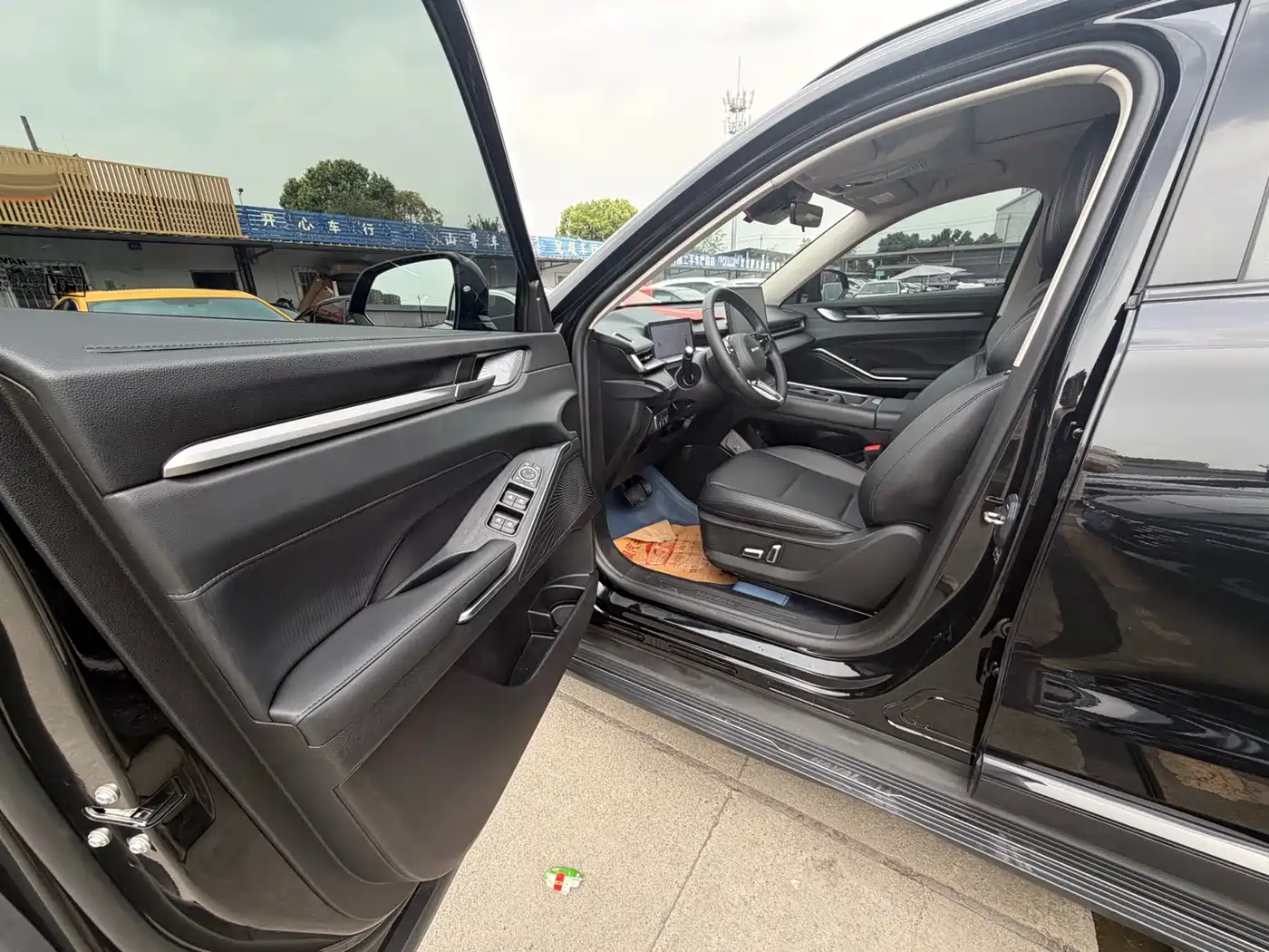 Photo 4 - Haval H6
