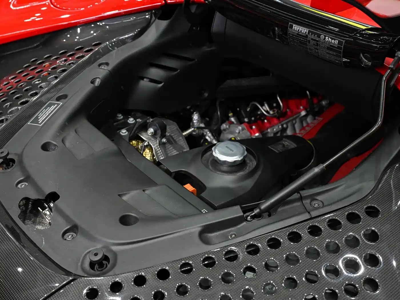 Ferrari SF90 2025 2021 3.9T V8 Spider
