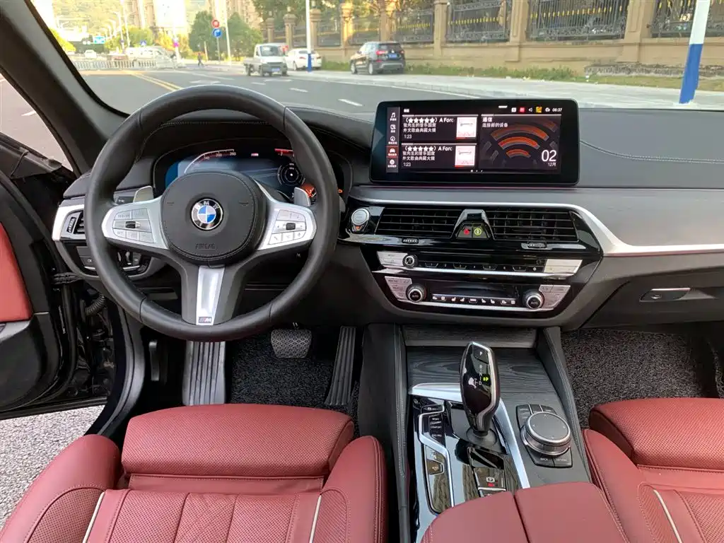 BMW 5 Series 2022 Facelift II 530Li Premium Package M Sport фото 14