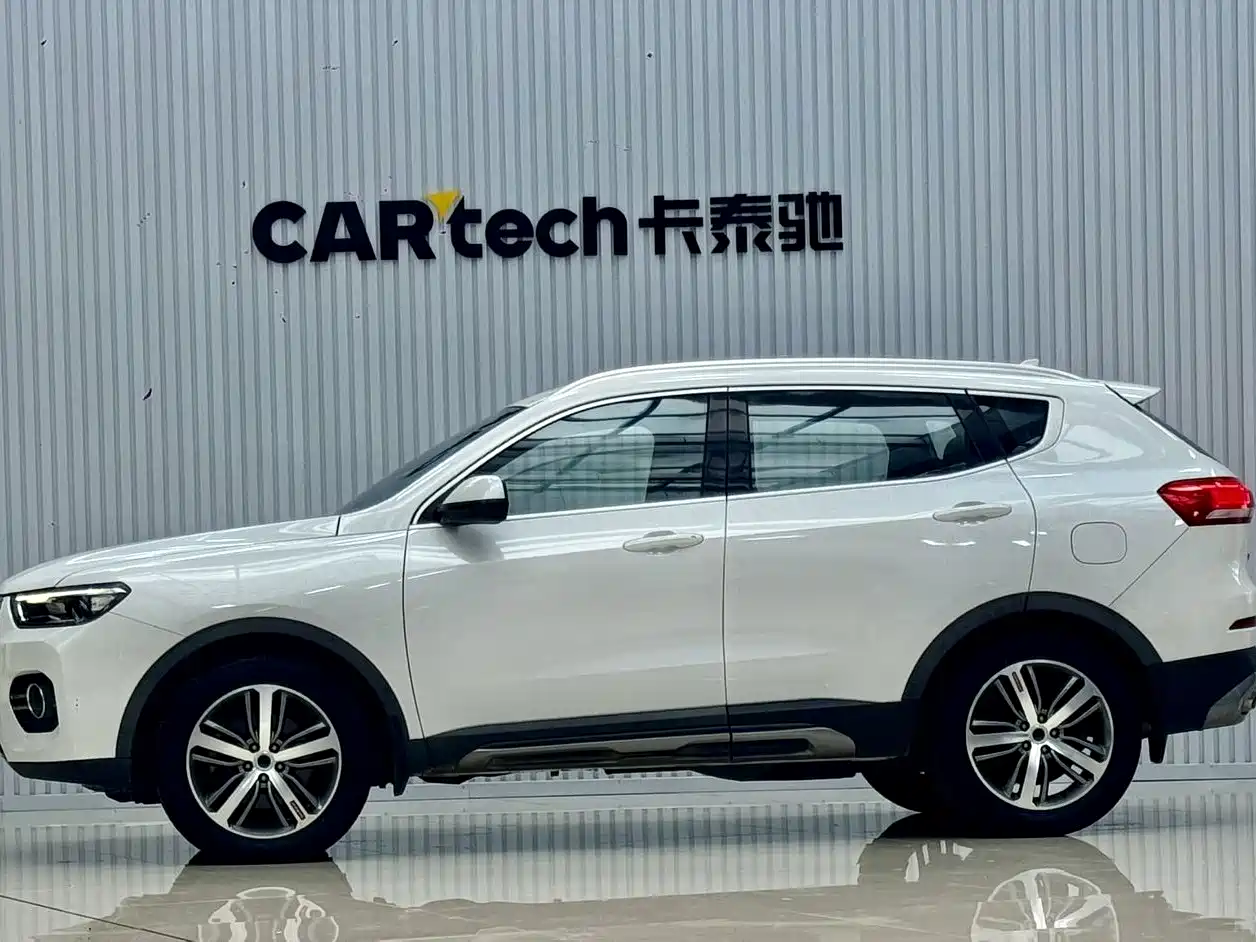 Photo 6 - Haval H6