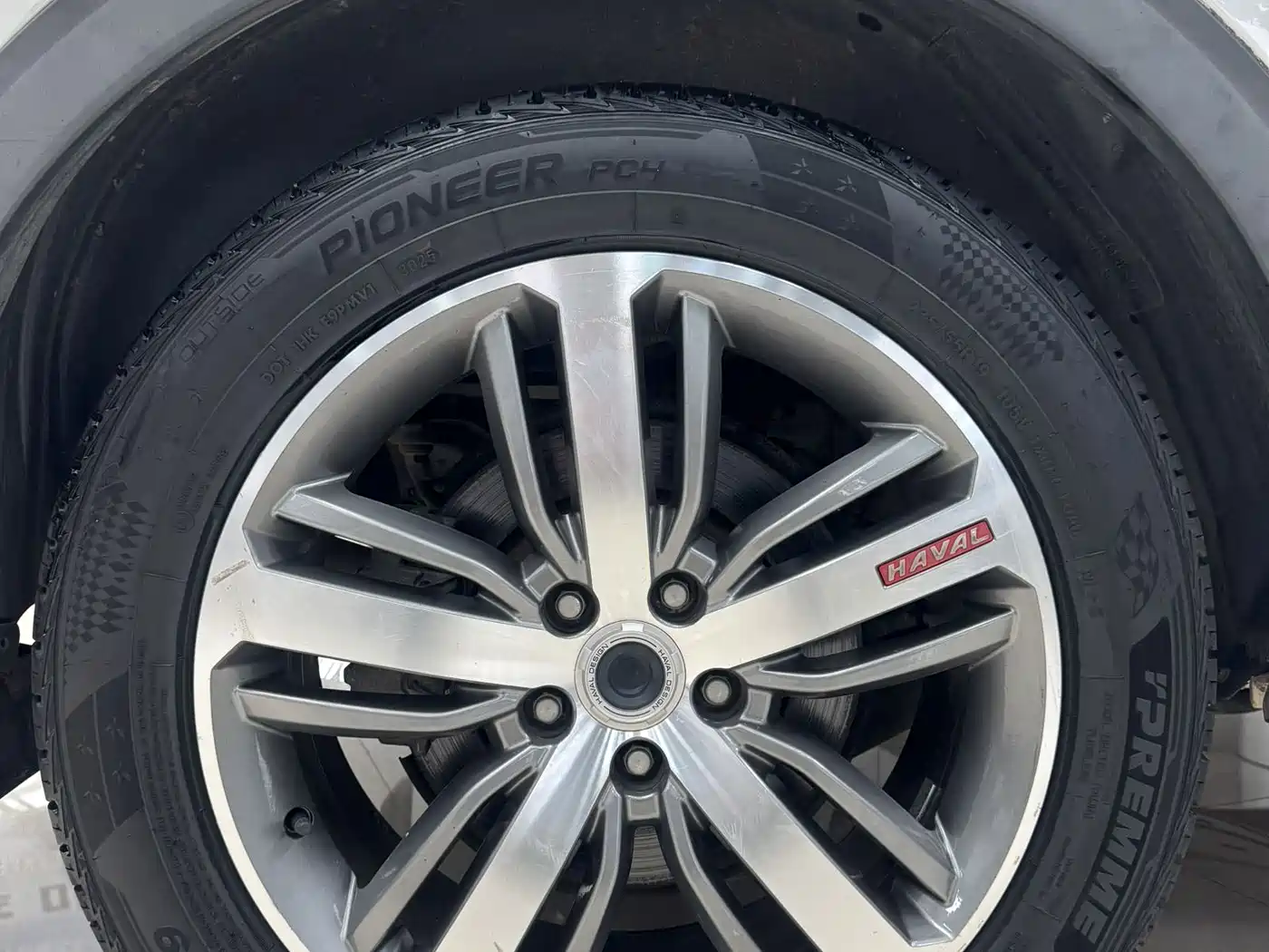 Photo 12 - Haval H6