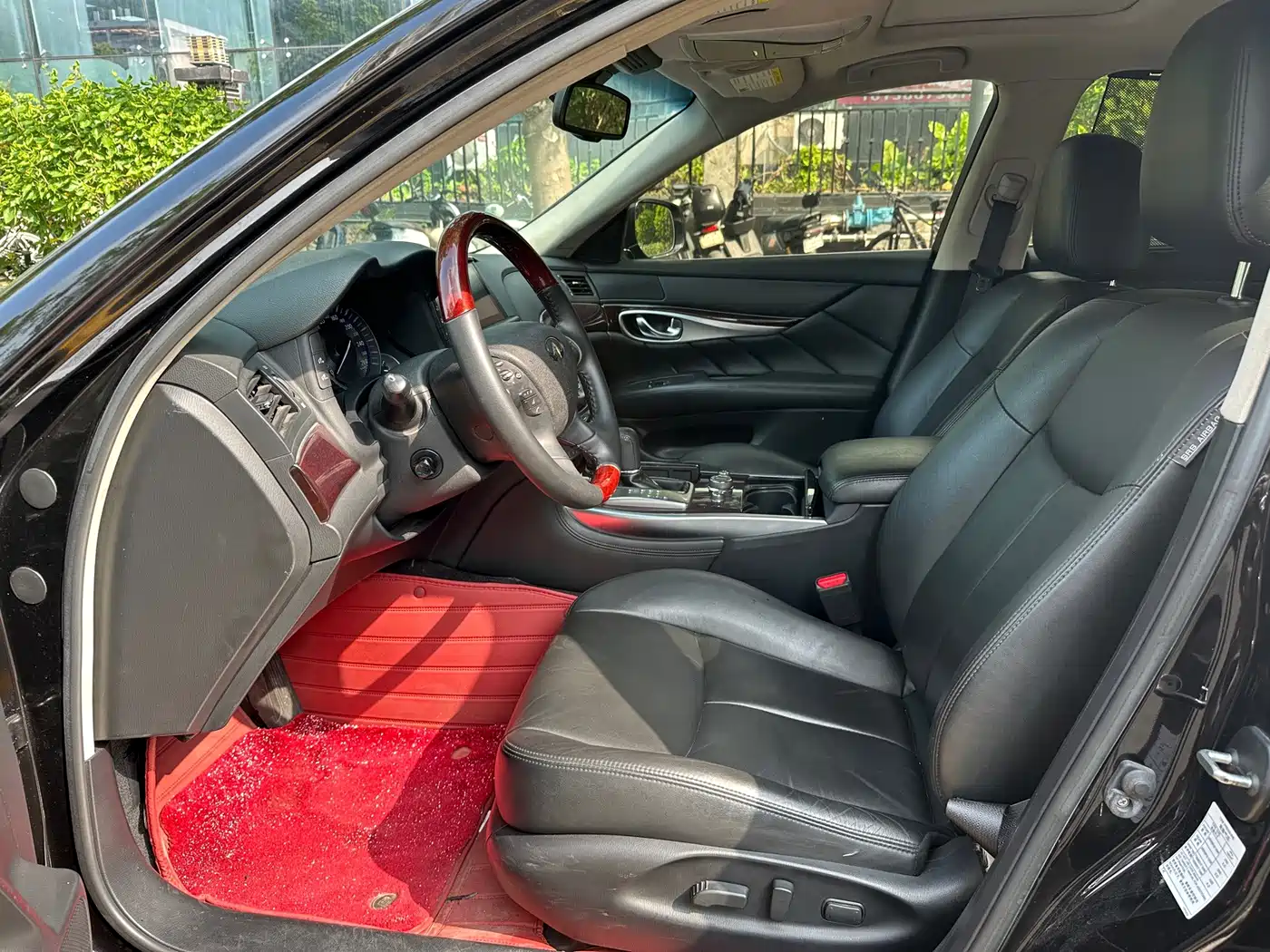Infiniti Q70 2017 2017 Q70L 2.5L Enjoyment Edition