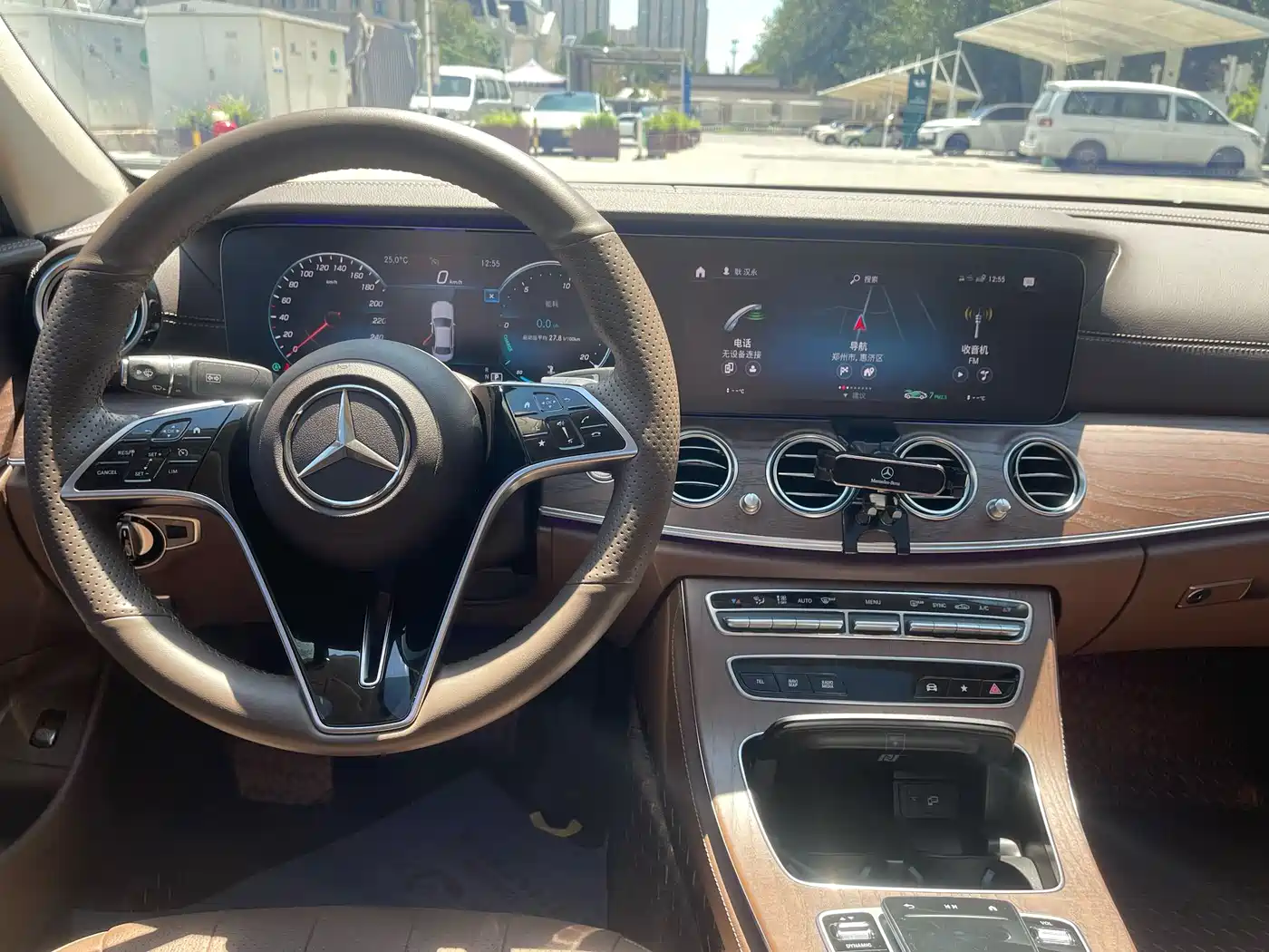 Mercedes-Benz E-Class 2021 E 300 L Luxury фото 10
