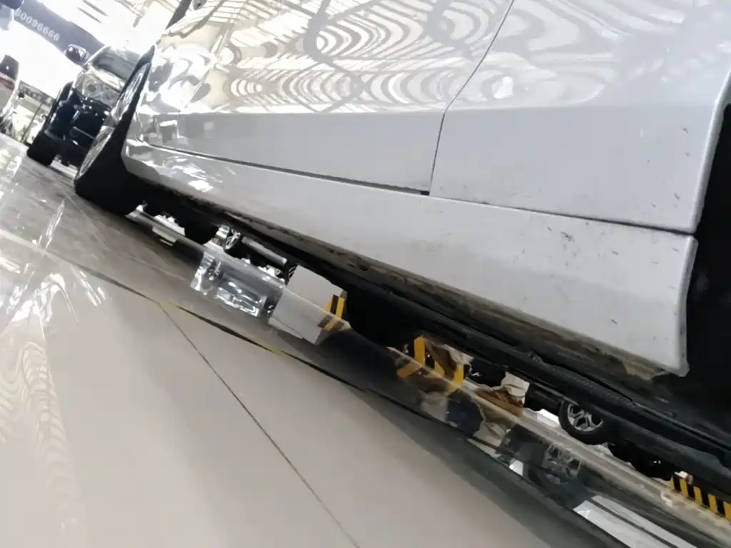 Фото 21 - Cadillac CT6