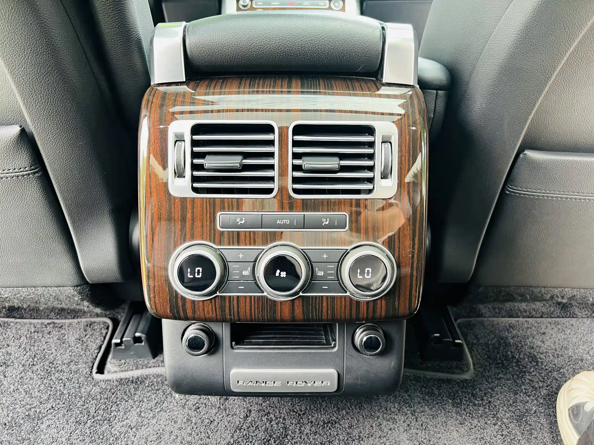 Фото 14 - Land Rover Range Rover