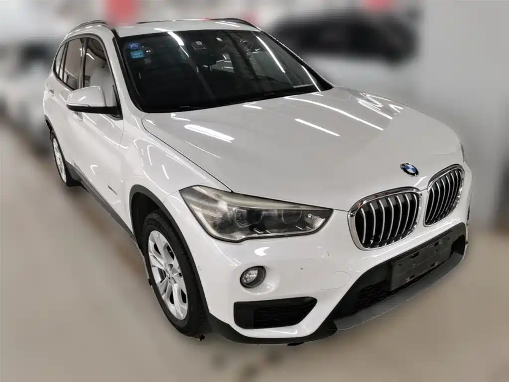 BMW X1 2016 sDrive18Li Premium Model фото 7