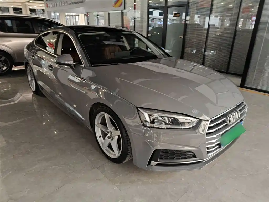 Audi A5 (Import) 2019 Sportback 40 TFSI Fashion фото 4