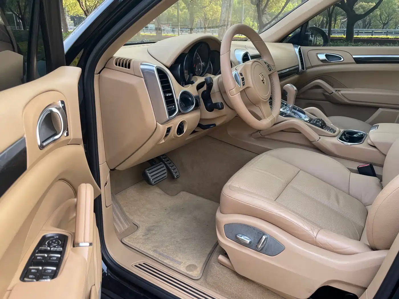 Porsche Cayenne 2011 Cayenne 3.0T фото 4