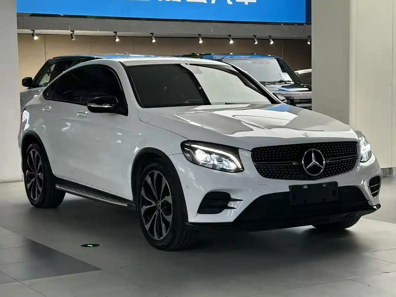 Mercedes-Benz GLC Coupe 2019 GLC 260 4MATIC Coupe SUV фото 3