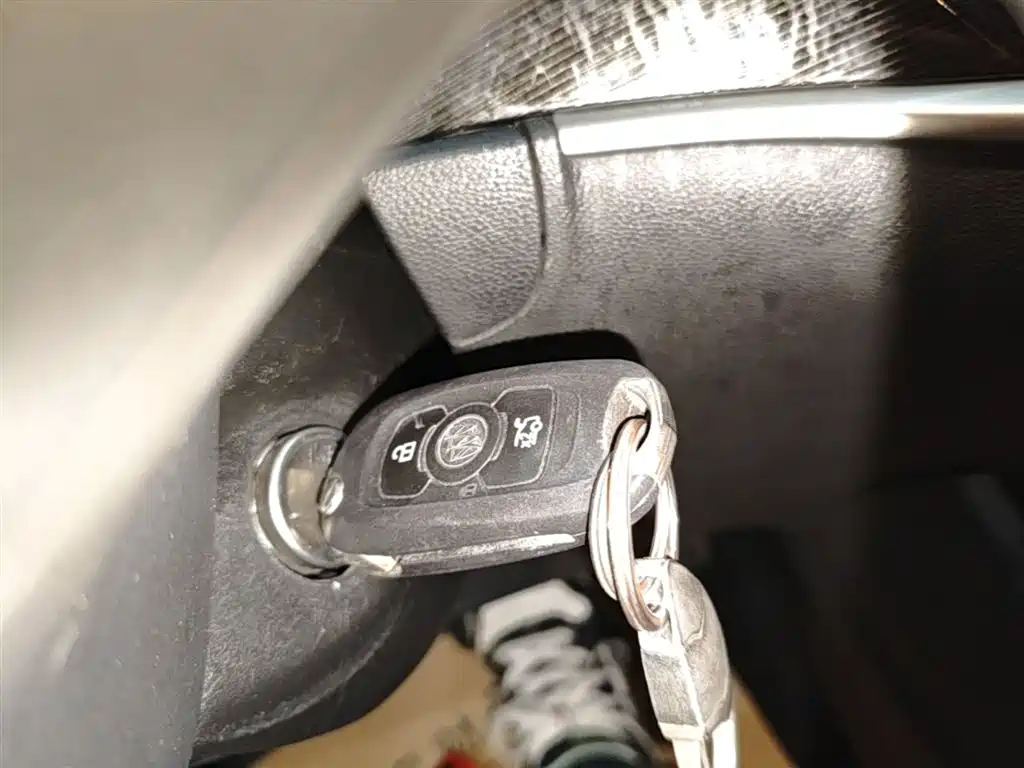 Buick Verano 2015 Sedan 20T Dual-clutch Leading фото 9