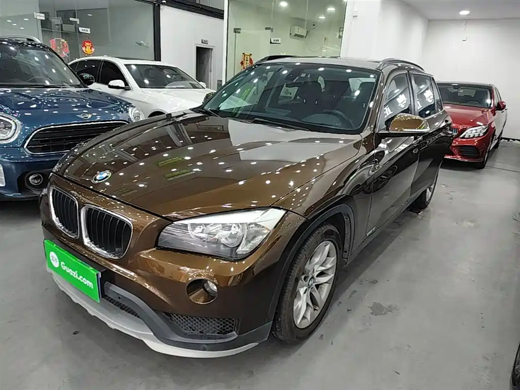BMW X1 2015 Model sDrive18i Fashion Advanced Edition