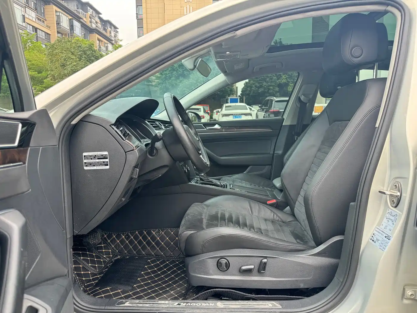 Volkswagen Magotan 2017 380TSI DSG Luxury фото 9