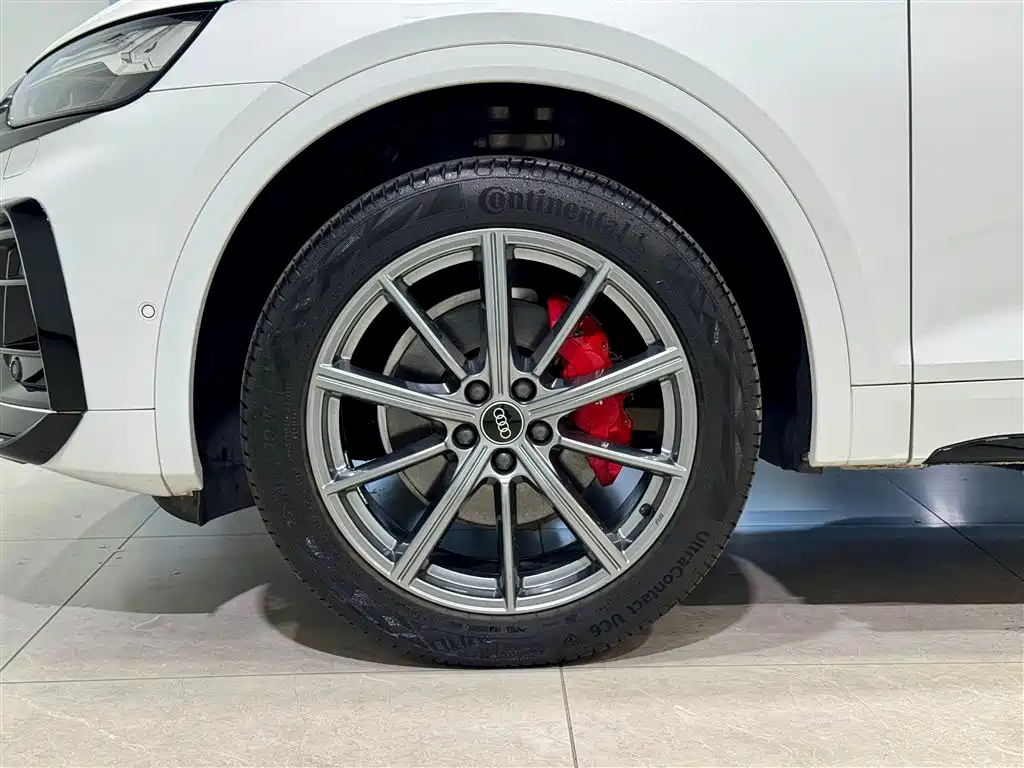 Audi Q5L 2022 45T Premium Dynamic фото 10