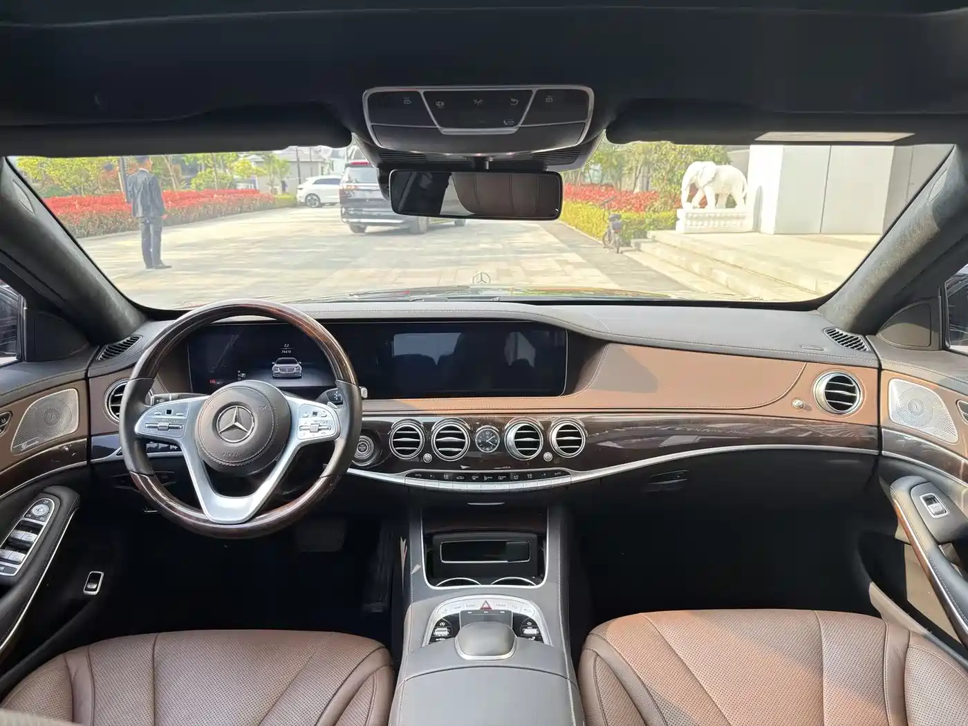 Mercedes-Benz S-Class 2020 S 350 L Premium Edition Collector's Version фото 17