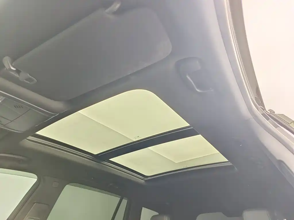 Cadillac XT6 2024 2022 2.0T 6-Seater 4WD Luxury Edition