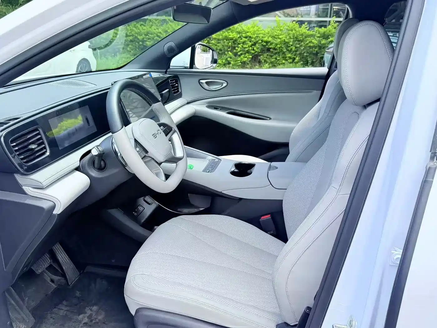 BYD Sealion 06 New Energy 2025 DM-i 170 Pilot Pro Edition фото 4